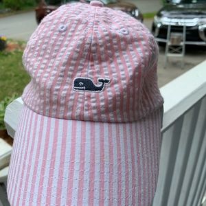Vineyard Vines Searsucker Hat